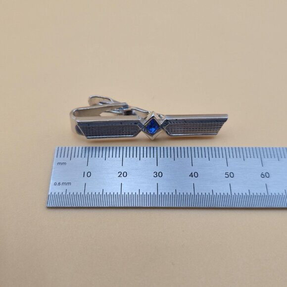 Blue Crystal Simple Pattern Tie Clip A5988 - Picture 6 of 7
